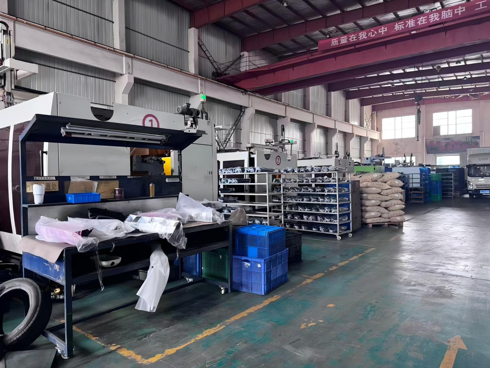 Shengwei injection molding workshop